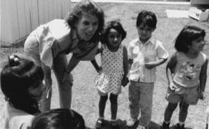 Caridad with children